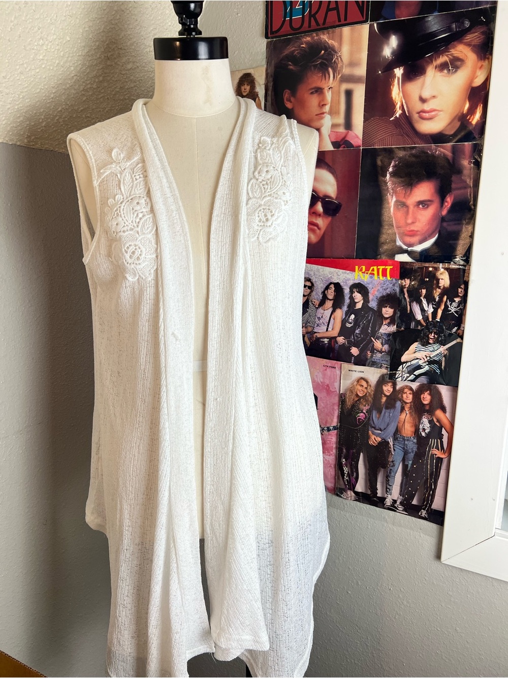 Narianna White Open-Weave Crochet Knit Vest